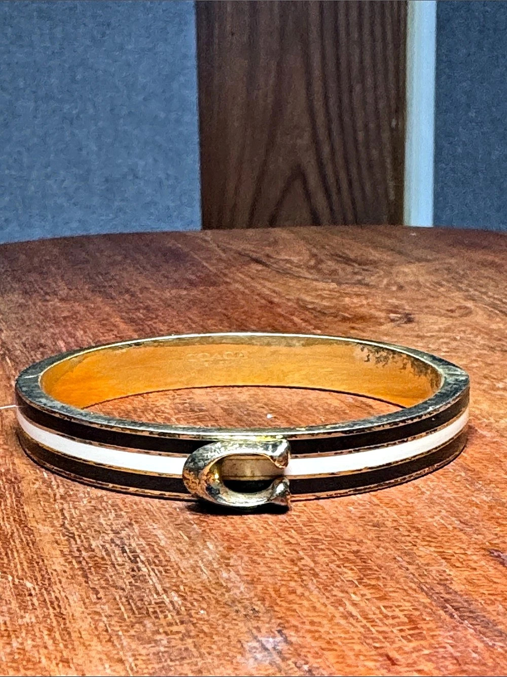 Coach Signature C Enamel Hinge Bangle Gold & Black